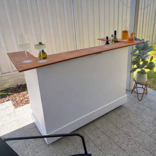 James Collapsible Bar